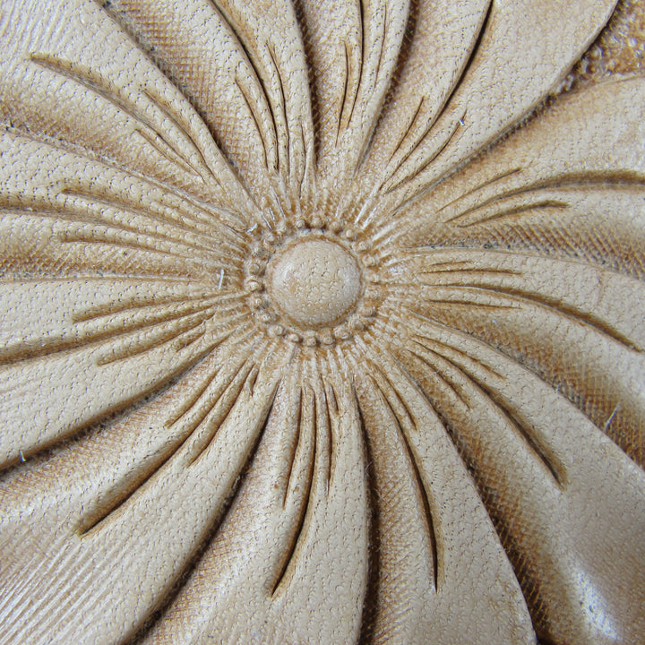 J820 Flower Center Leather Stamping Tool, Japan | Pro Leather Carvers