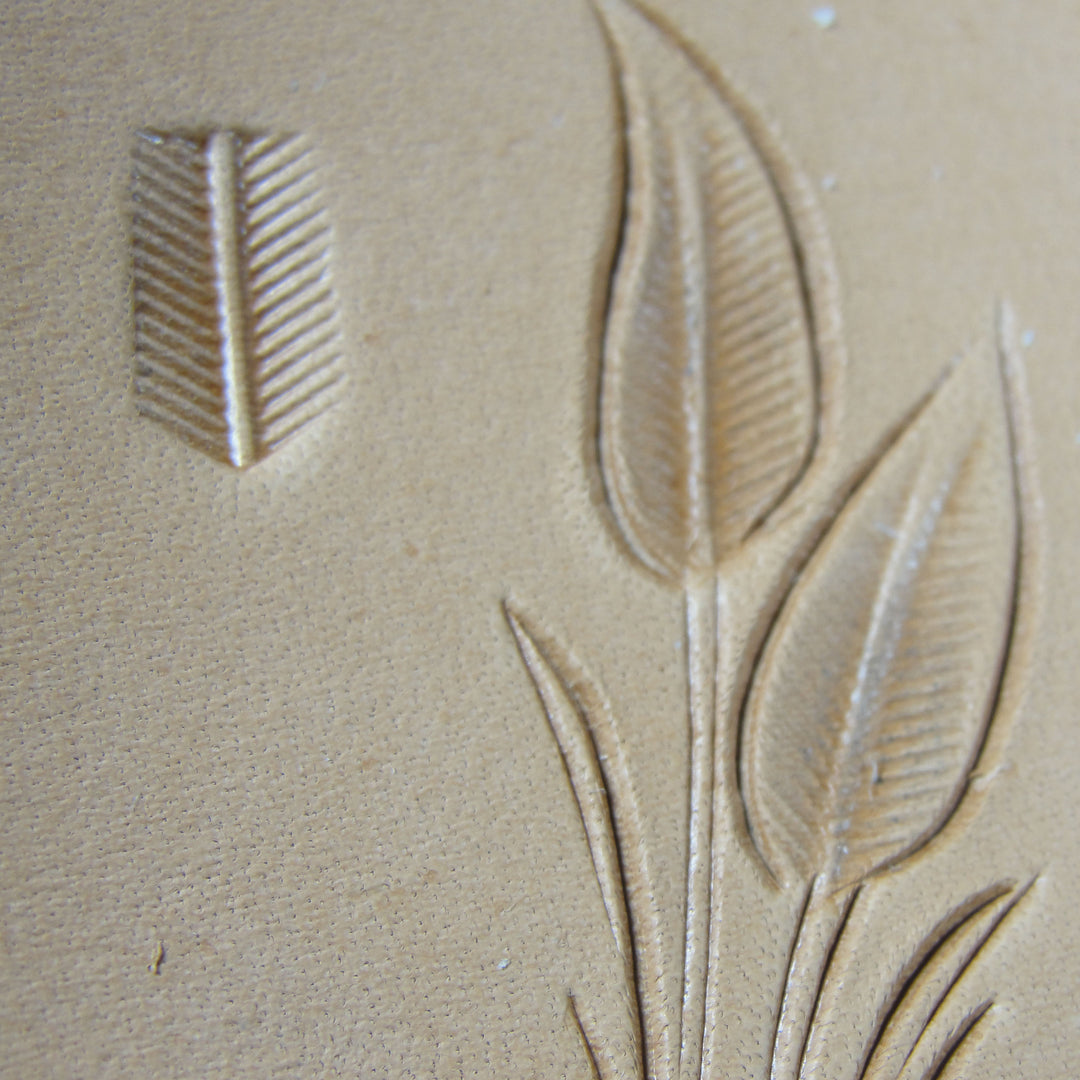 F121 Lined Figure Carving Leather Stamping Tool | Pro Leather Carvers