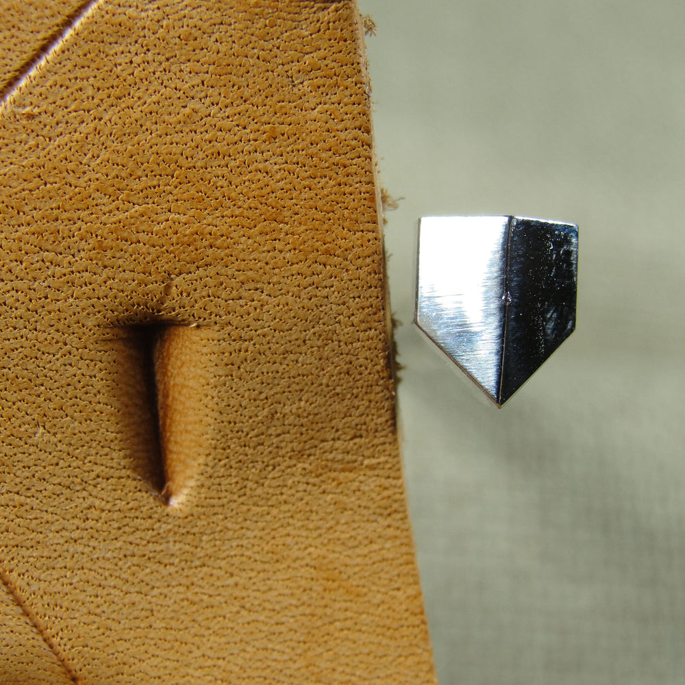 B997 Smooth Beveler Leather Stamping Tool | Pro Leather Carvers