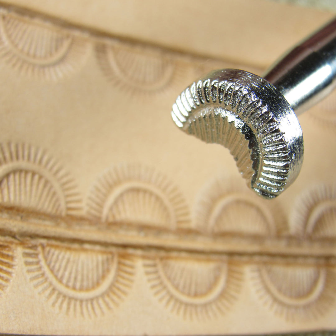 D439 Crescent Border Leather Stamping Tool | Pro Leather Carvers
