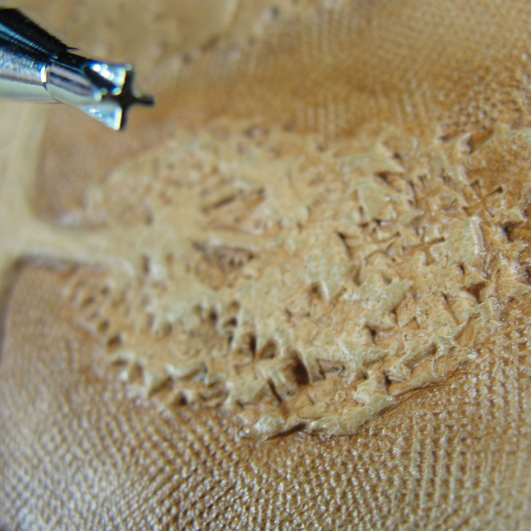 F924 Figure Carving Leather Stamping Tool | Pro Leather Carvers