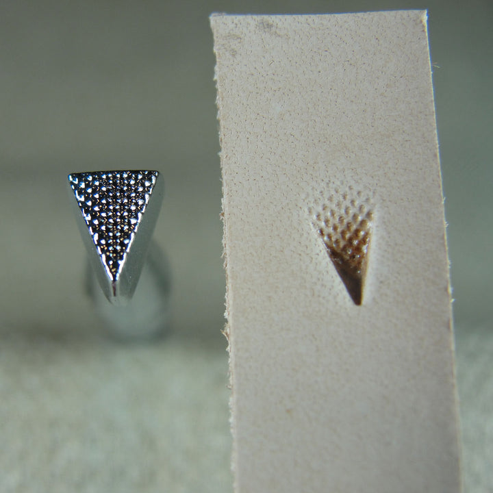 F976 Checkered Figure Carving Beveler Stamp | Pro Leather Carvers