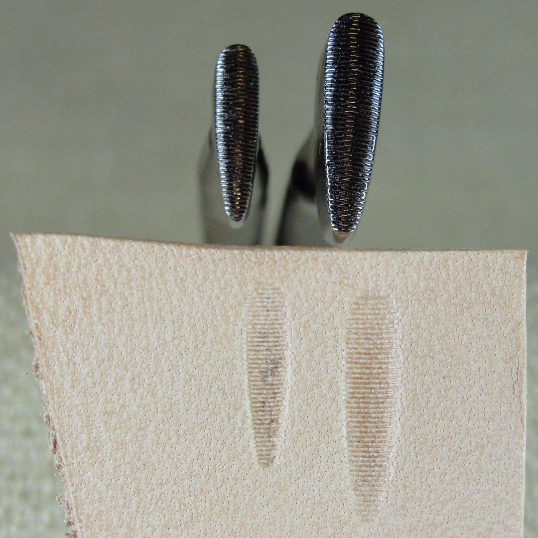 Horizontal Lined Thumb Print Leather Stamp Set | Pro Leather Carvers