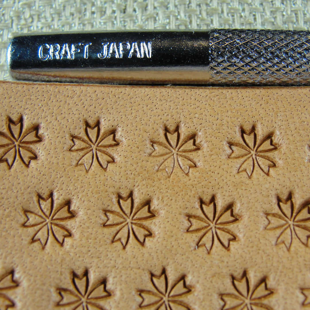 O14-2 Small Flower Leather Stamp - Craft Japan | Pro Leather Carvers