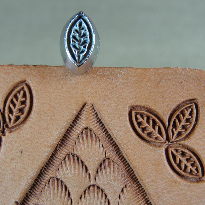 O35 Small Leaf/Petal Leather Stamp - Craft Japan | Pro Leather Carvers