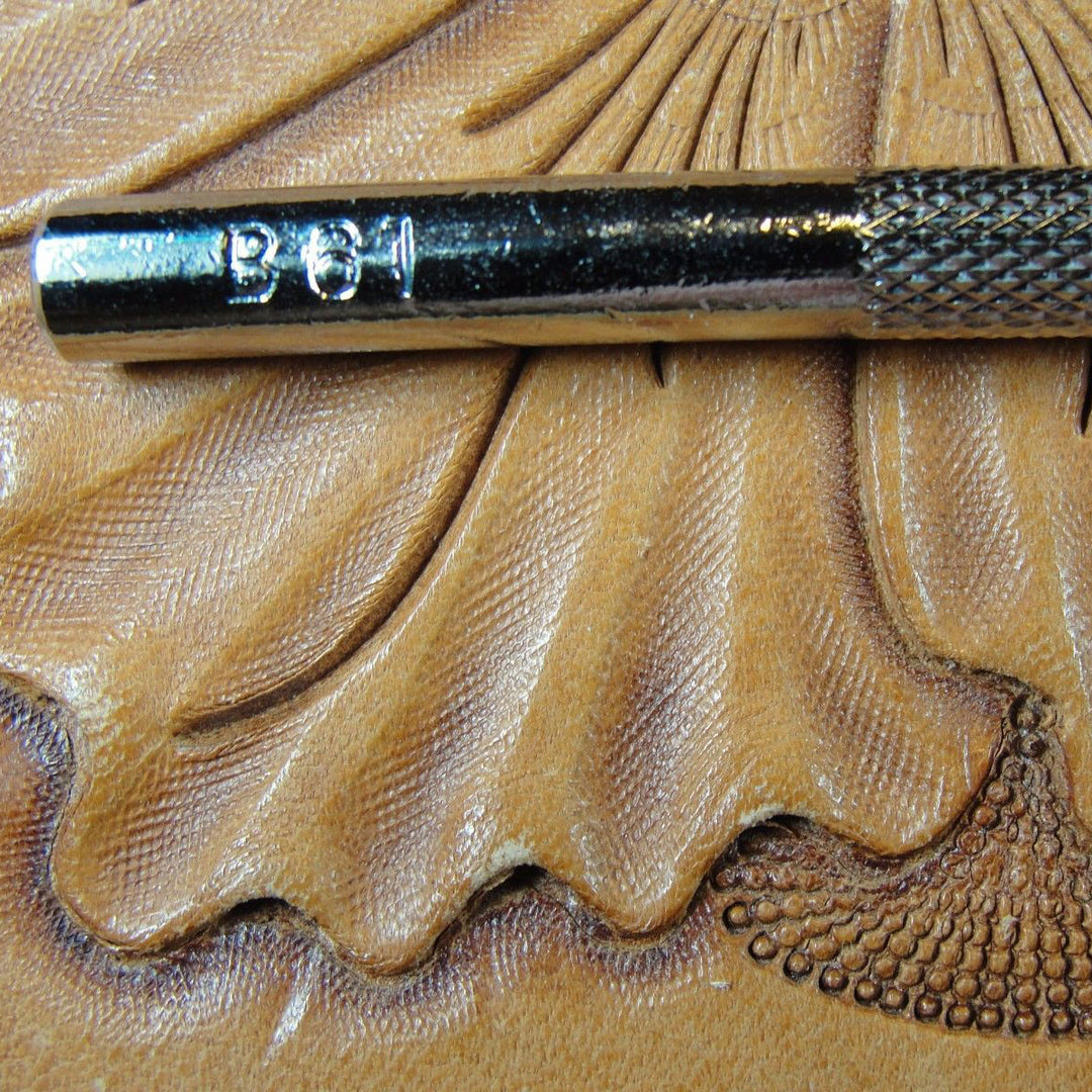 B61 Large Undercut Beveler Petal Lifter Tool | Pro Leather Carvers