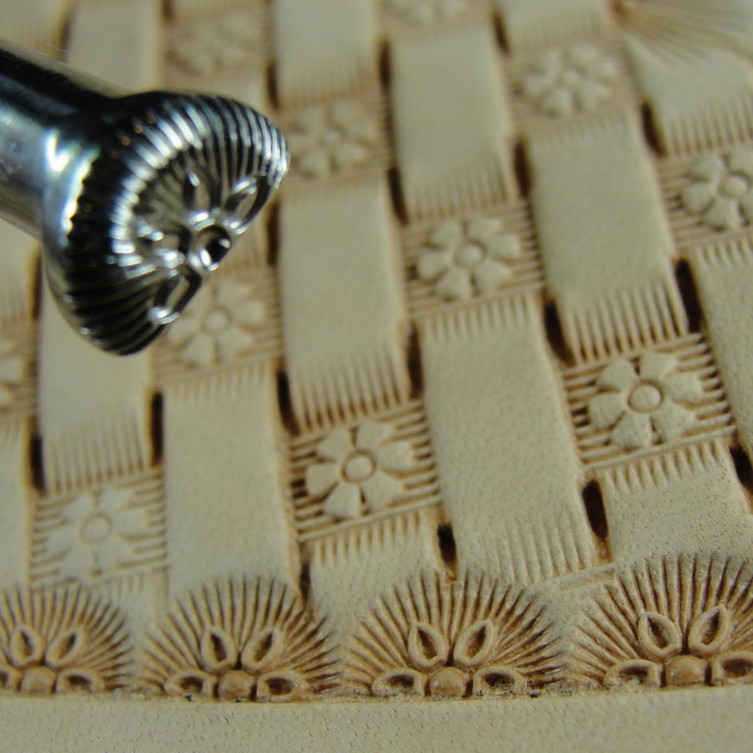 Pointed 4 Petal Outline Border Leather Stamp | Pro Leather Carvers