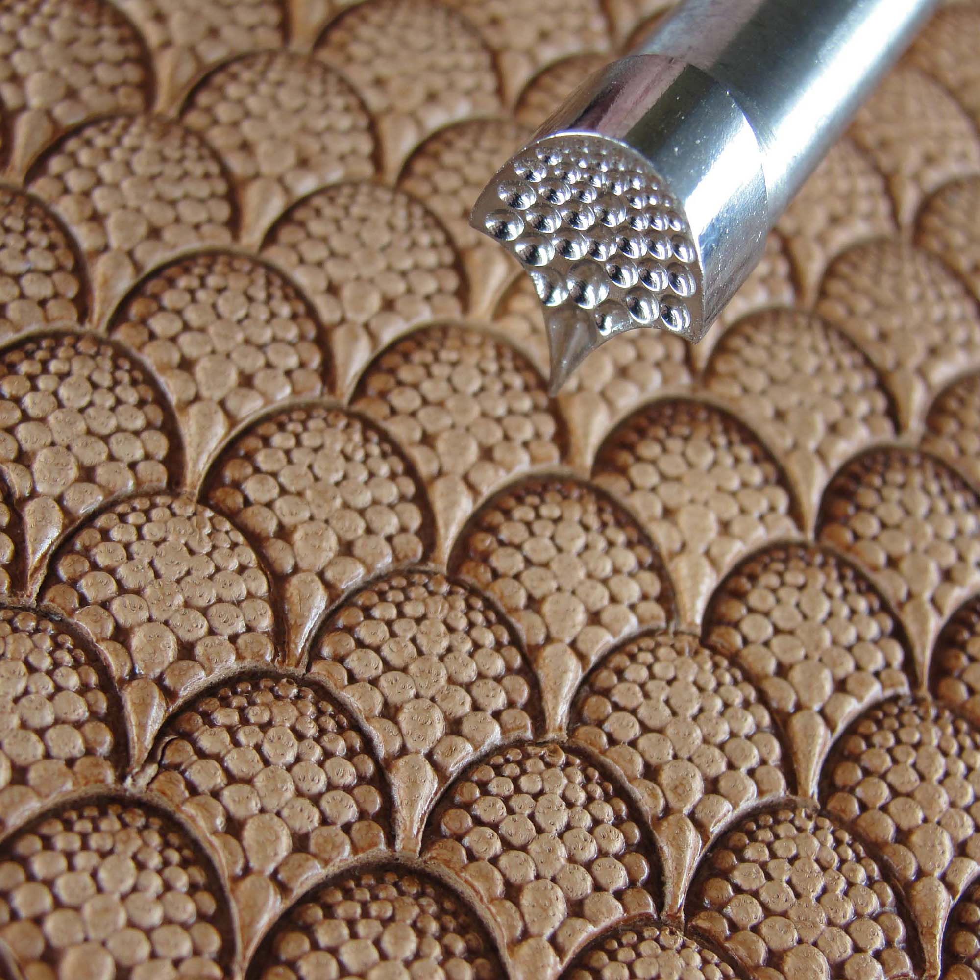 み様オーダー手摺1 Dragon Scale Geometric Stamp - Stainless Steel | Pro Leather