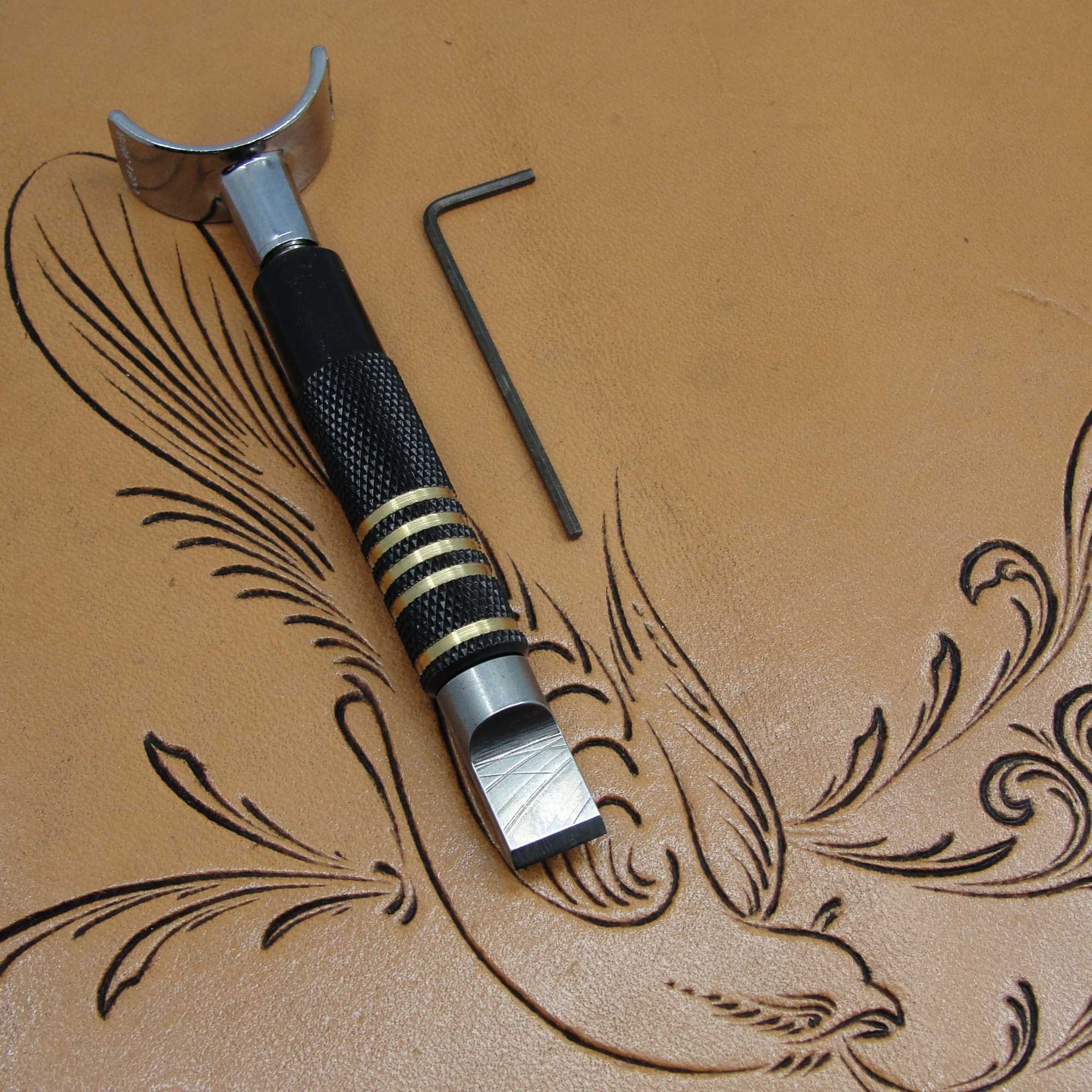 Pro Adjustable Swivel Knife – Weaver Leather Supply