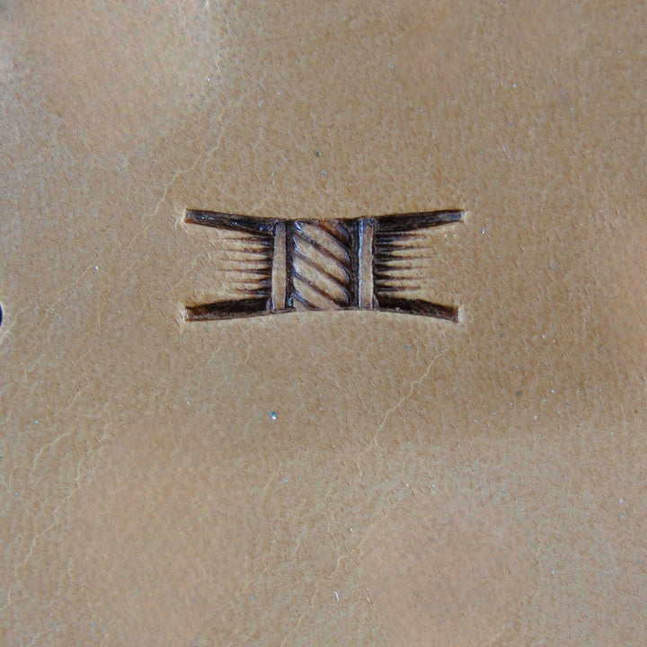 X514 Hourglass Basket Weave [USED]