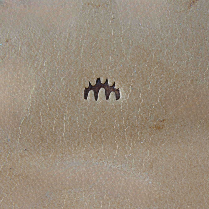 F923 Figure Carving [USED]