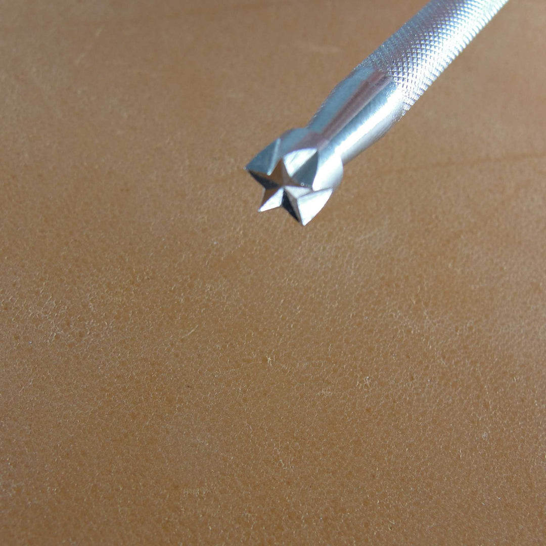Z609 Small Star Geometric [USED]