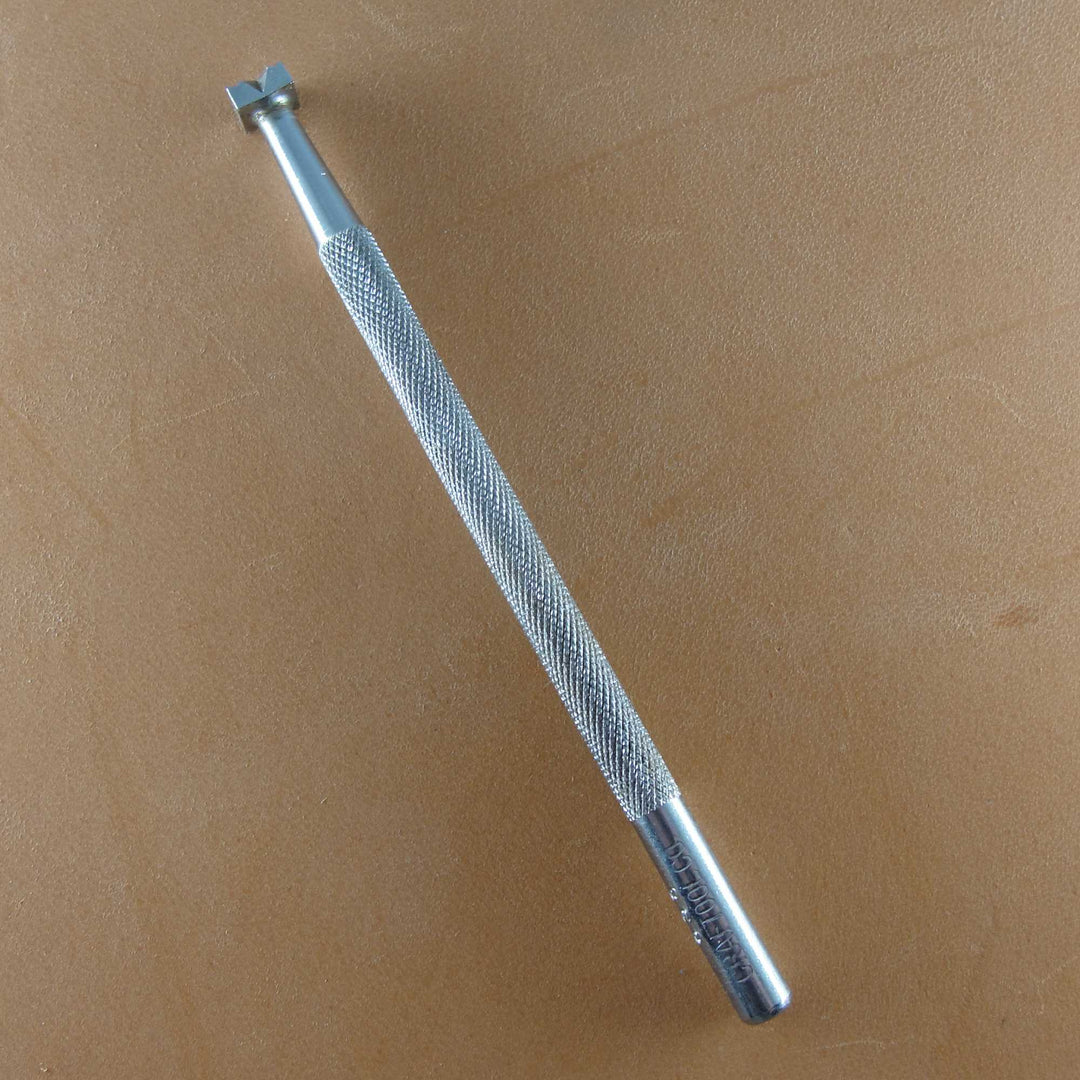 838 Small Geometric [USED]