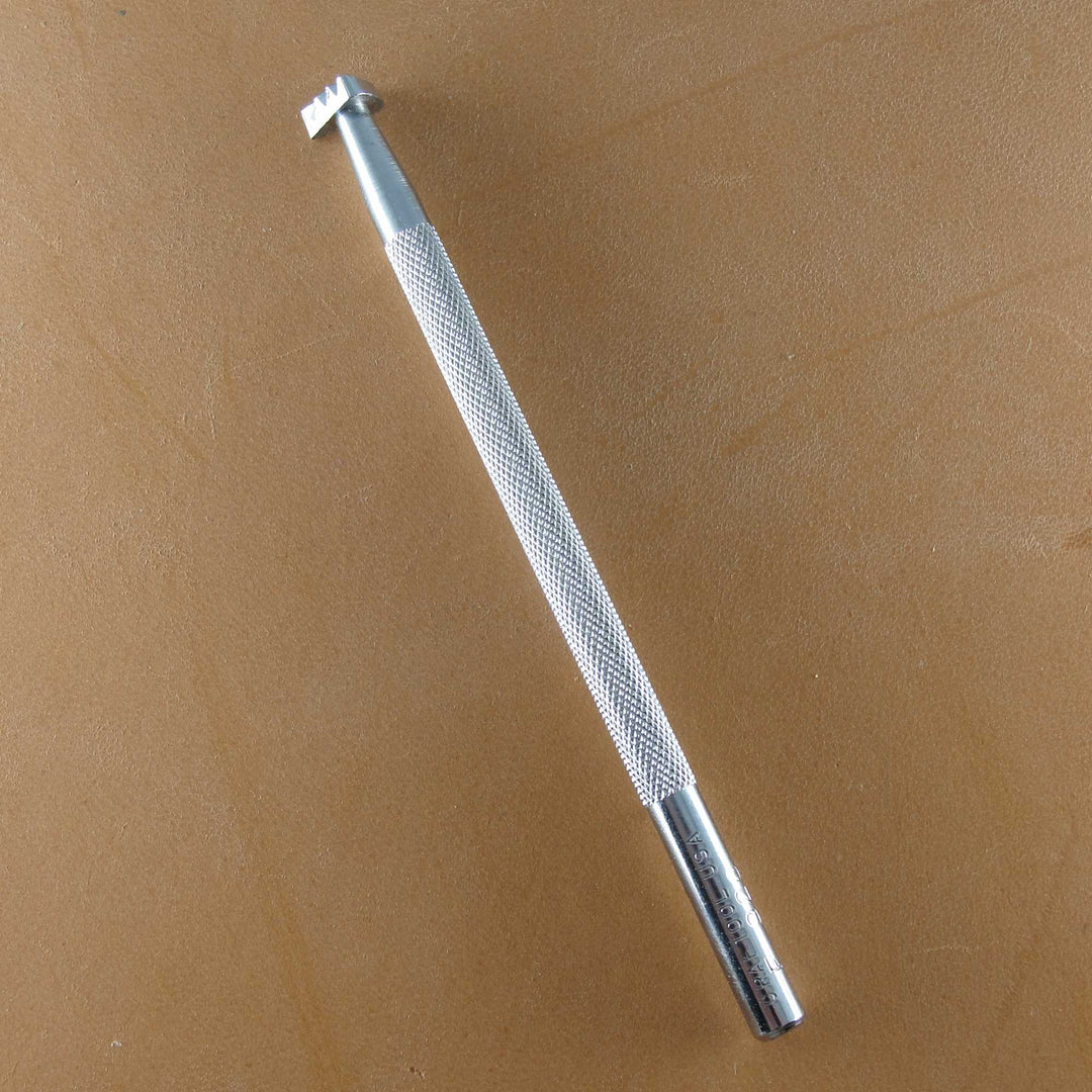 F926 Figure Carving [USED]