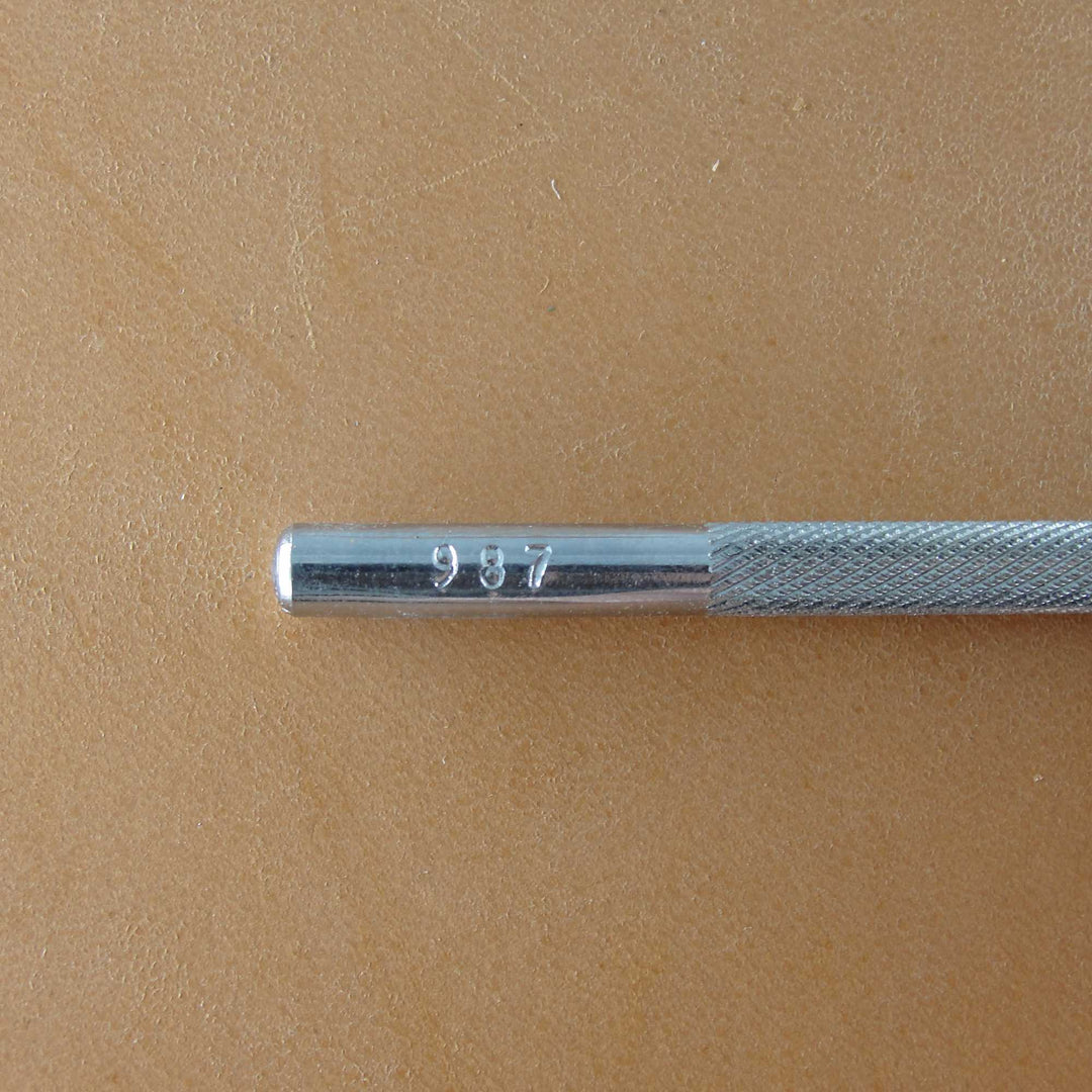 987 Clover [USED]