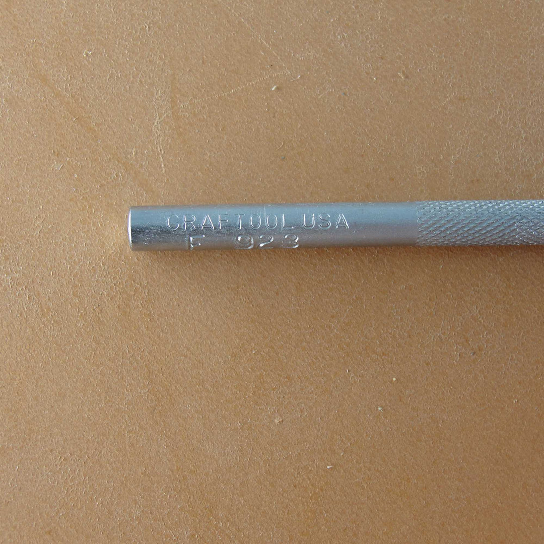F923 Figure Carving [USED]