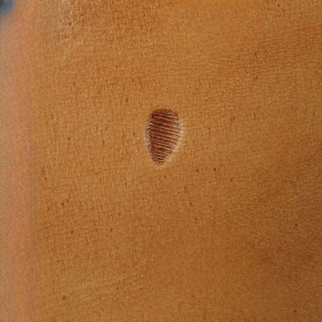 P974 Small Horizontal Pear Shader [USED]
