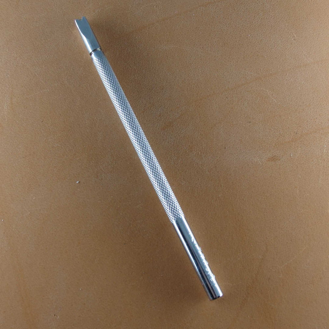 F873 Figure Carving [USED]