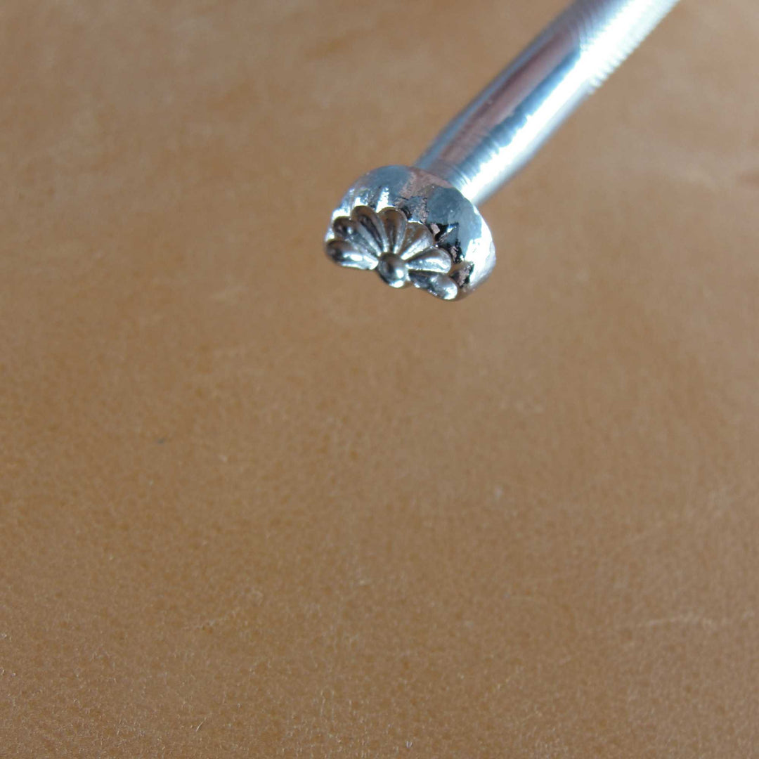 D603 7-Petal Border [USED]