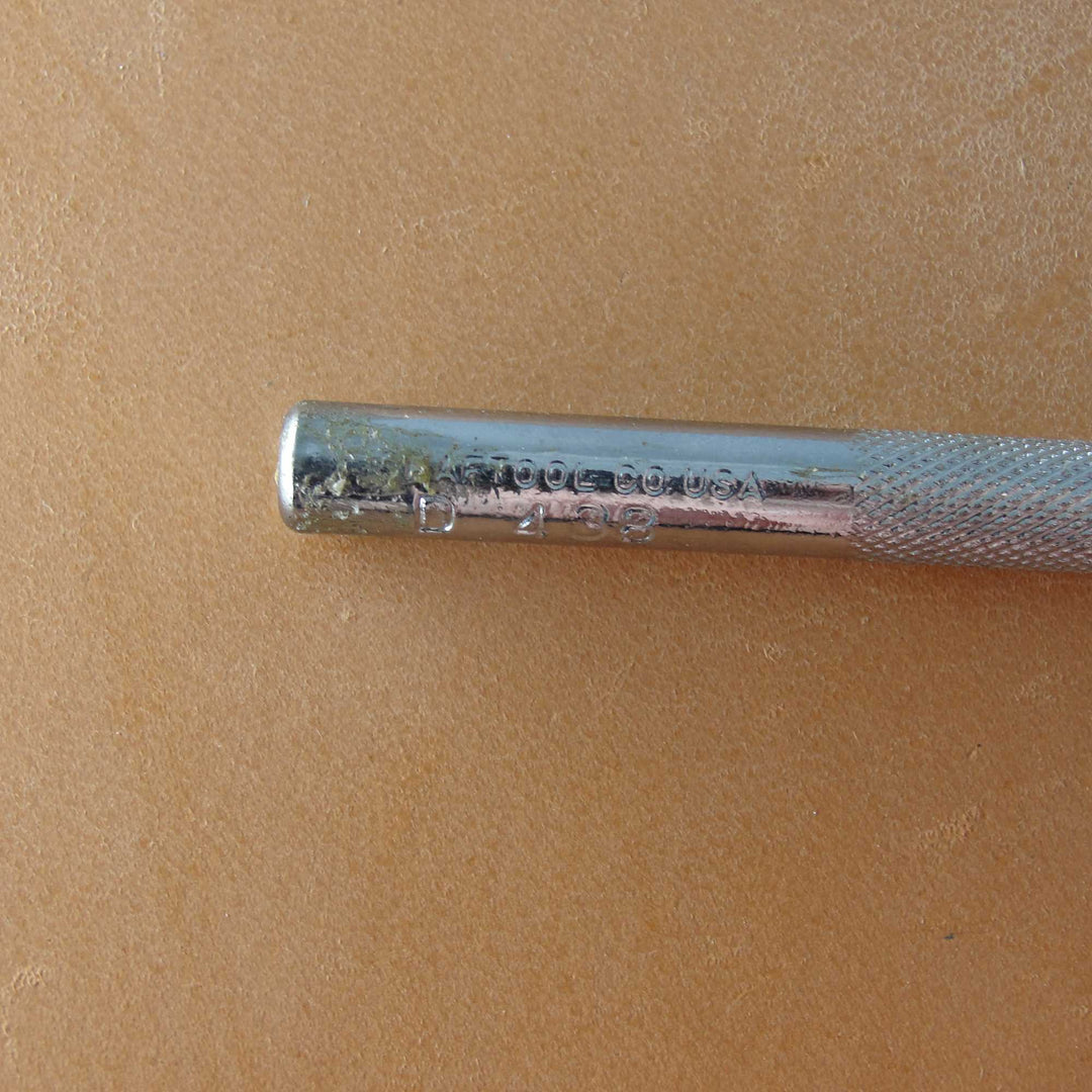D438 Crescent Border [USED]