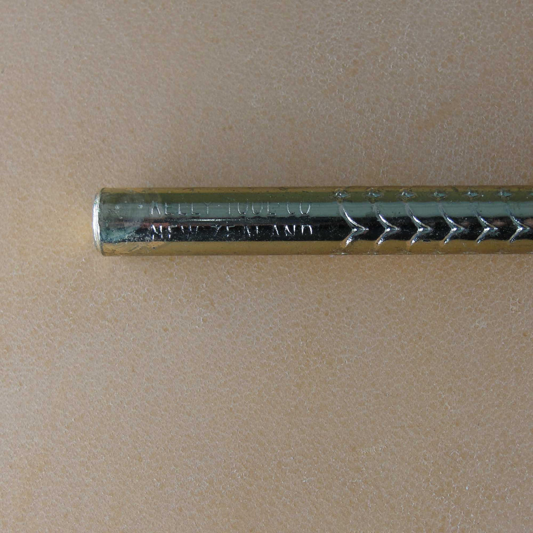 145 8-Point Star Geometric [USED]