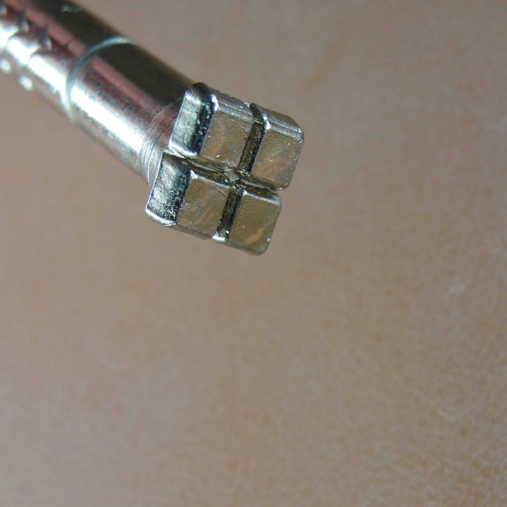 203 Diamond Geometric [USED]