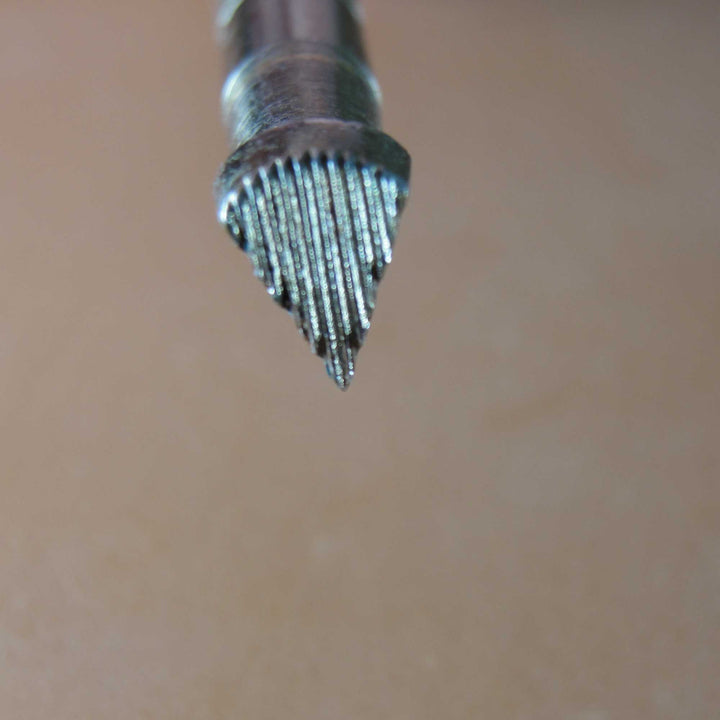 576 Lined Figure [USED]