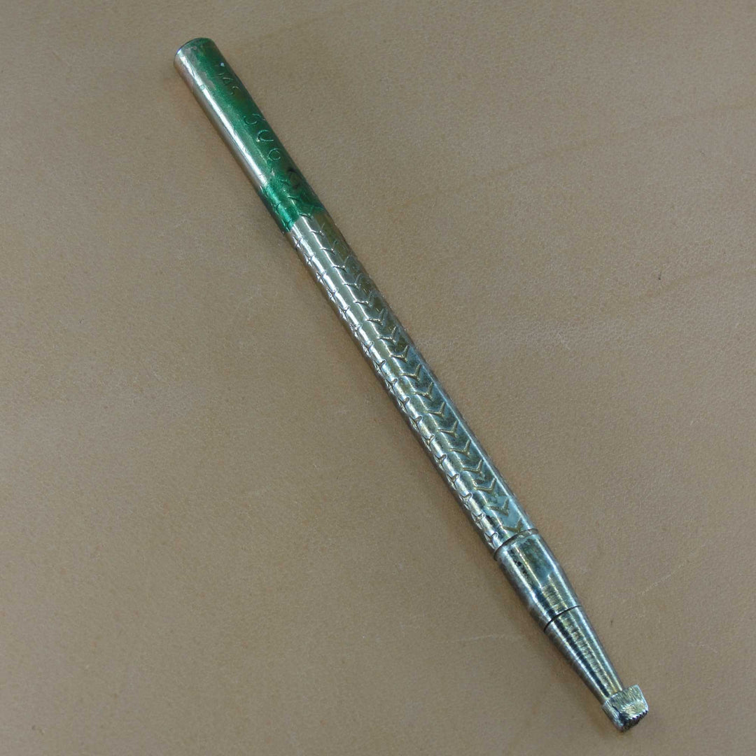 506 Small Checkered Background [USED]