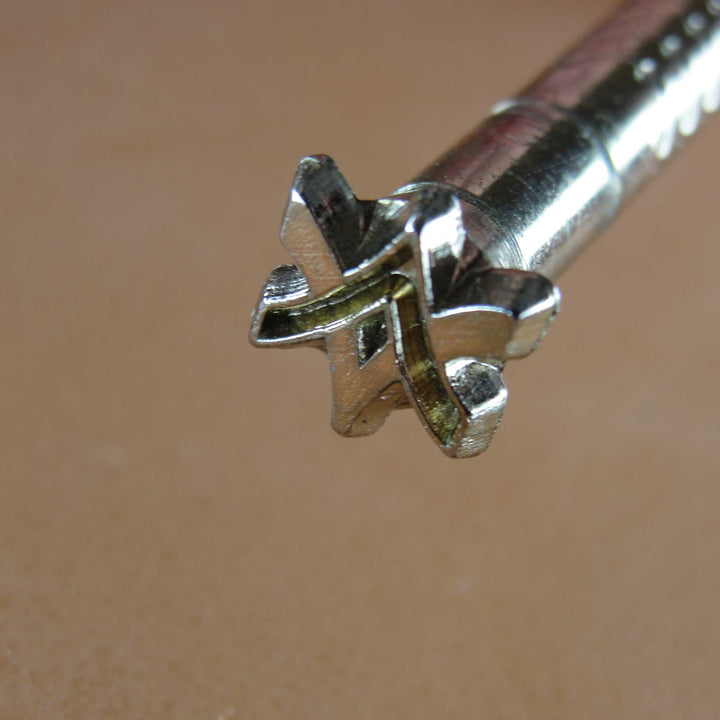 208 Geometric Border [USED]