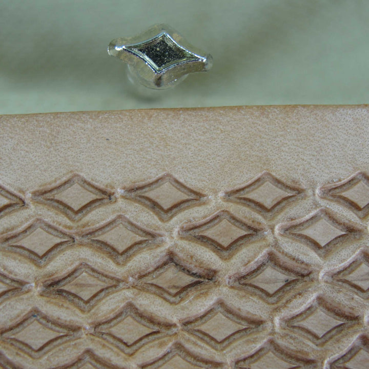 305 Diamond Geometric [USED]