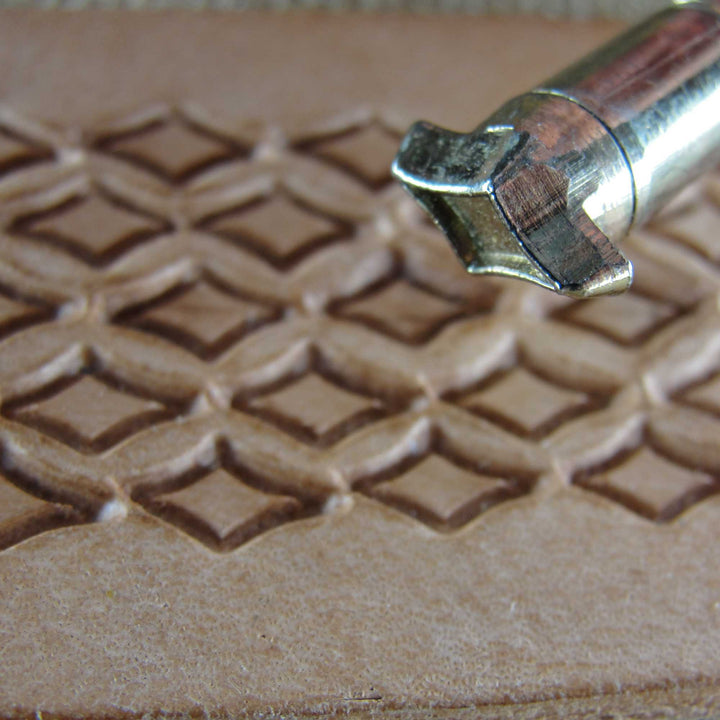305 Diamond Geometric [USED]