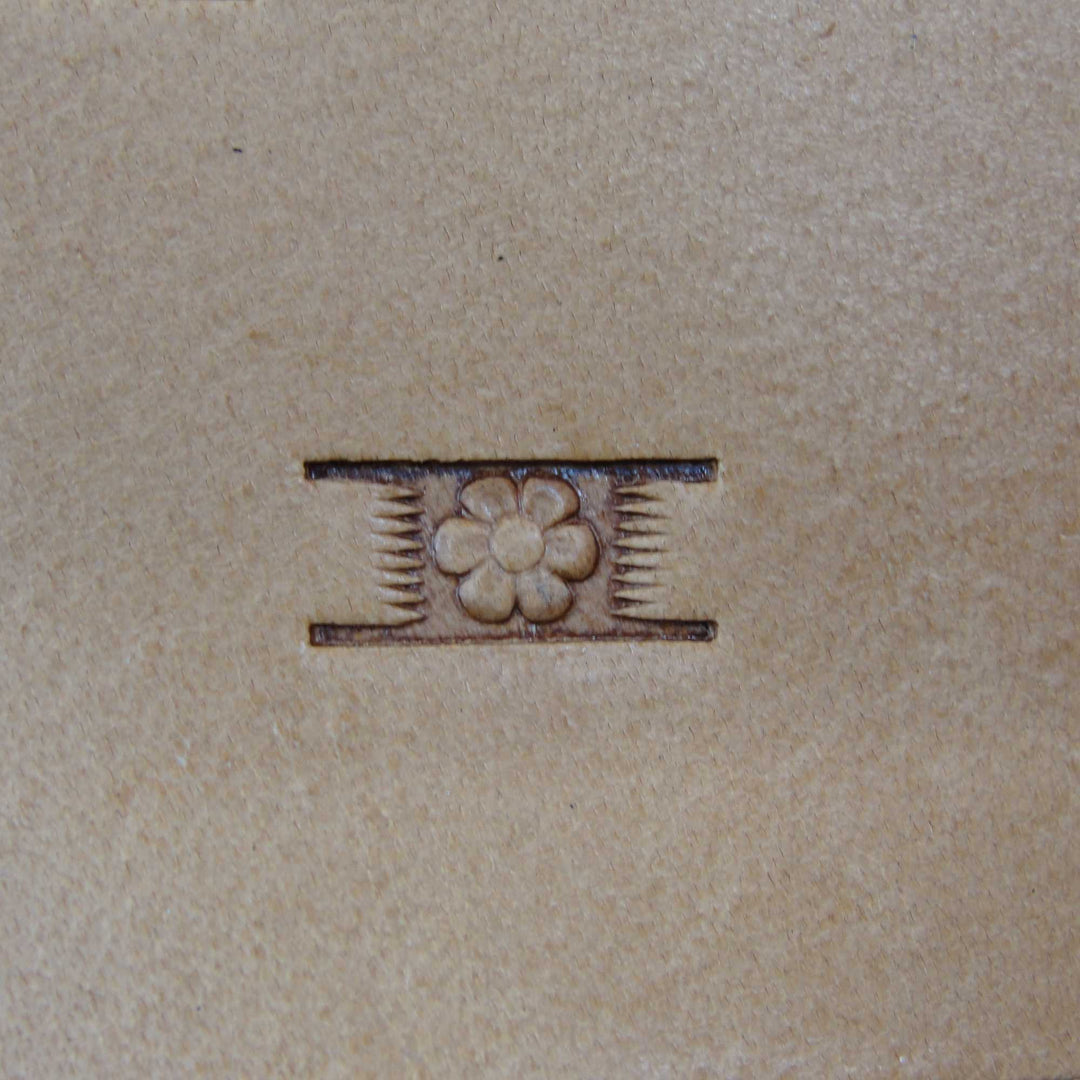 507 Flower Center Basket Weave [USED]