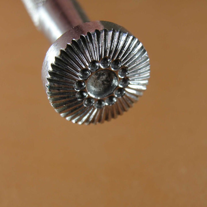 566 Flower Center [USED]