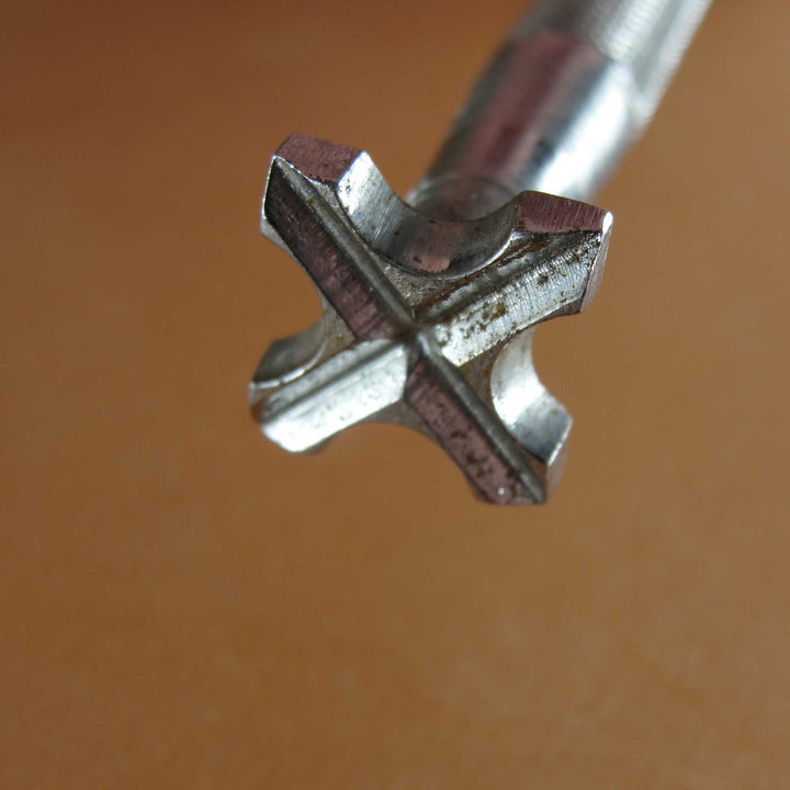 544 Geometric [USED]