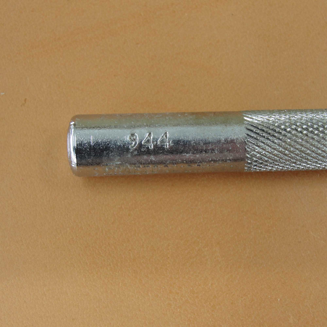 944 Large Turnback [USED]