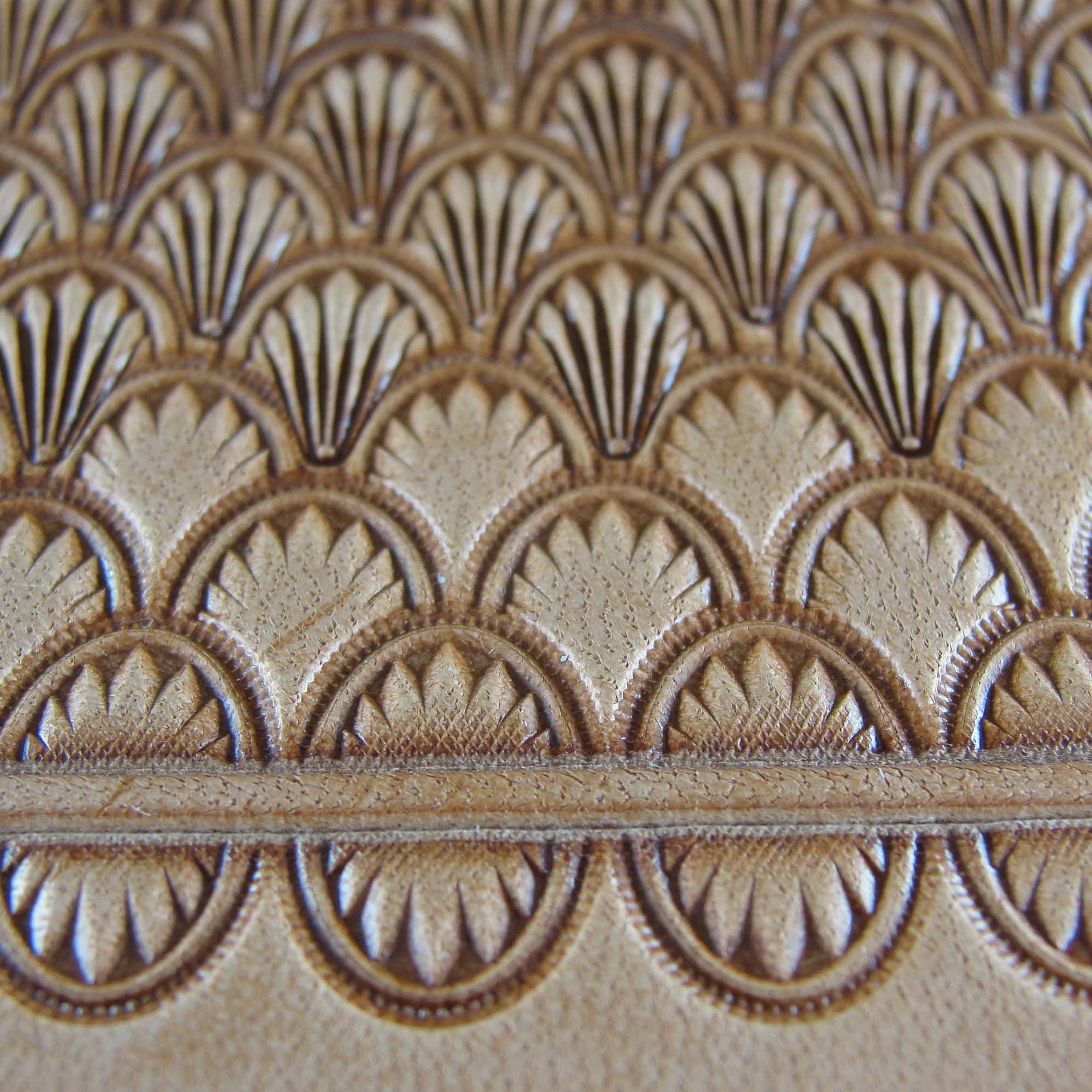 crescentページ Crescent Shell Geometric Stamp - Stainless Steel | Pro Leather Carvers
