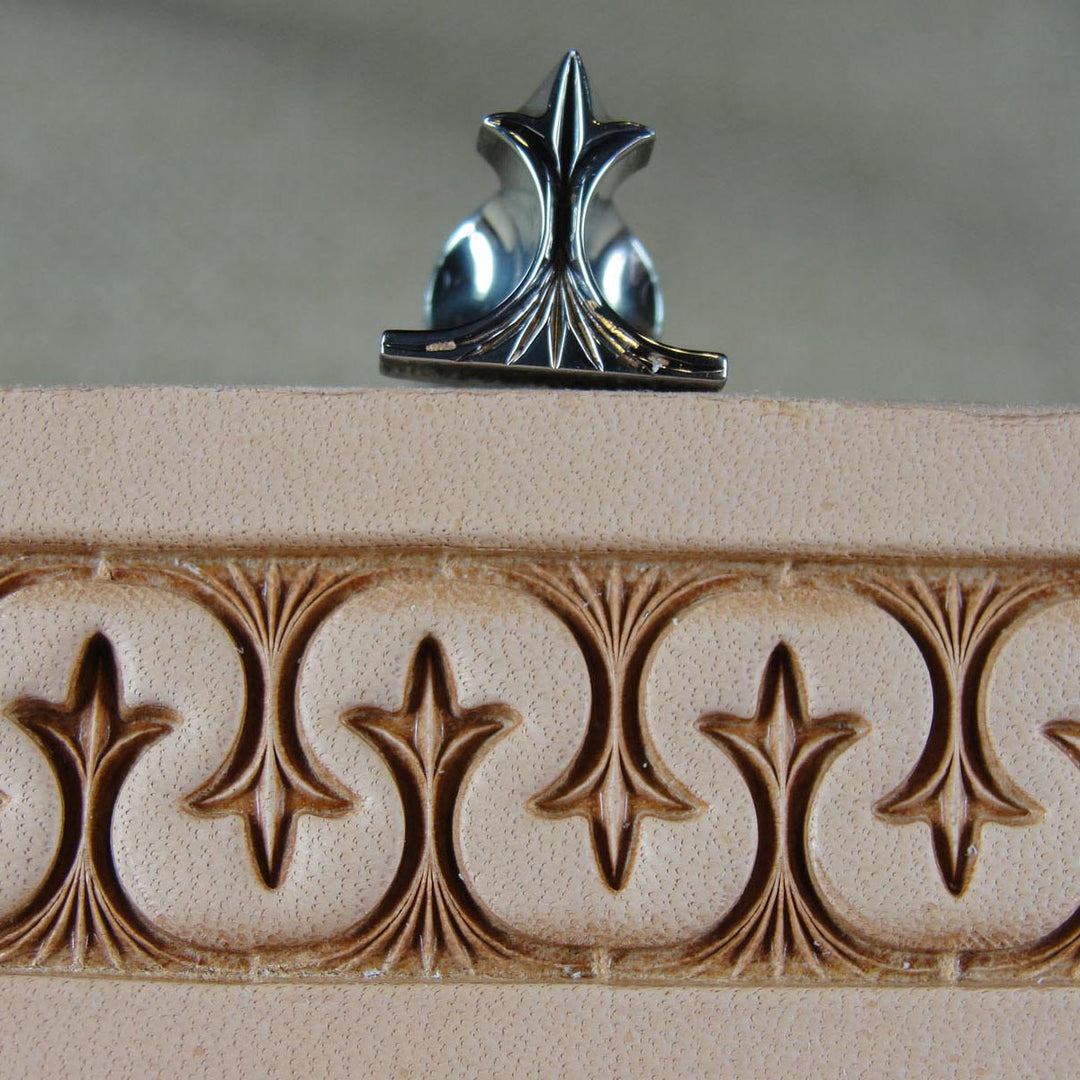 Crown Serpentine Border Stamp - Barry King | Pro Leather Carvers