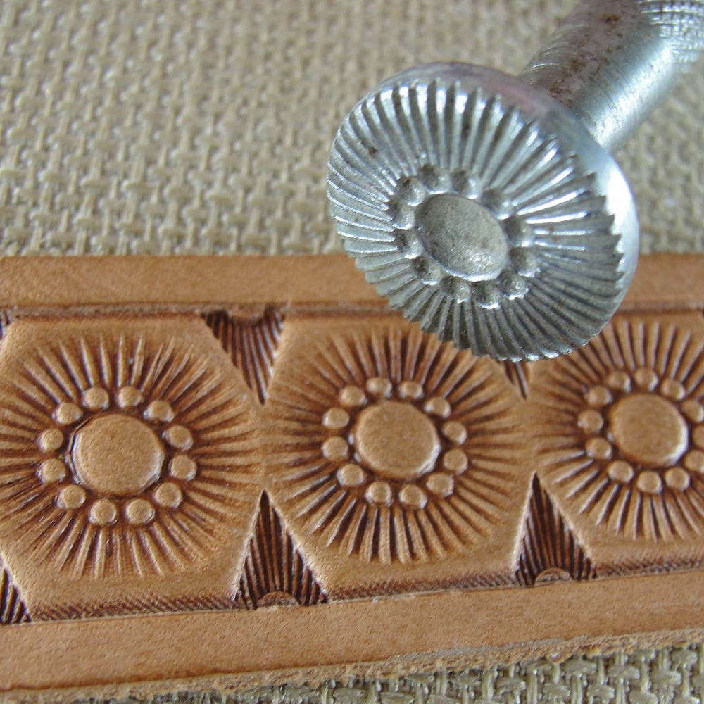 Vintage Craftool Co. #551 Flower Center Stamp | Pro Leather Carvers