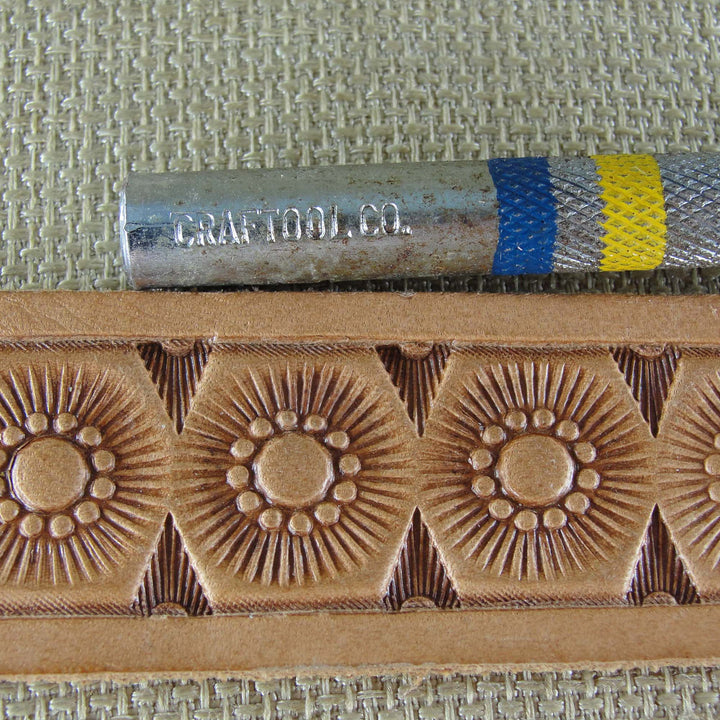 Vintage Craftool Co. #551 Flower Center Stamp | Pro Leather Carvers