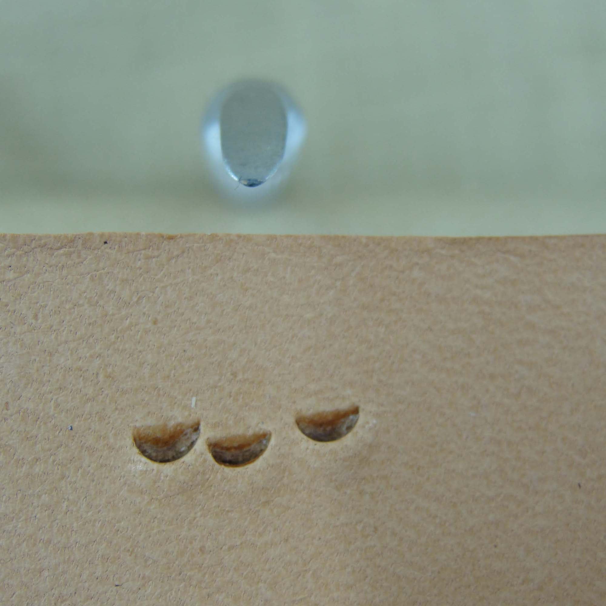 Small Undercut Beveler Stainless Leather Stamp - Pro Leather Carvers