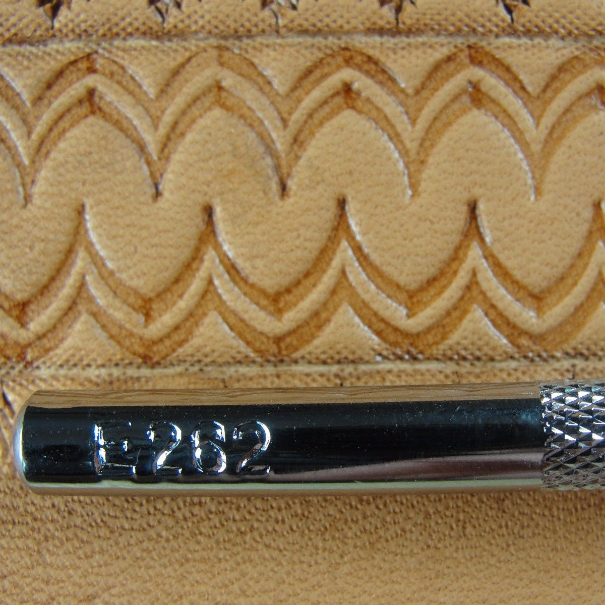 E262 Double Chevron Geometric Border Leather Tool | Pro