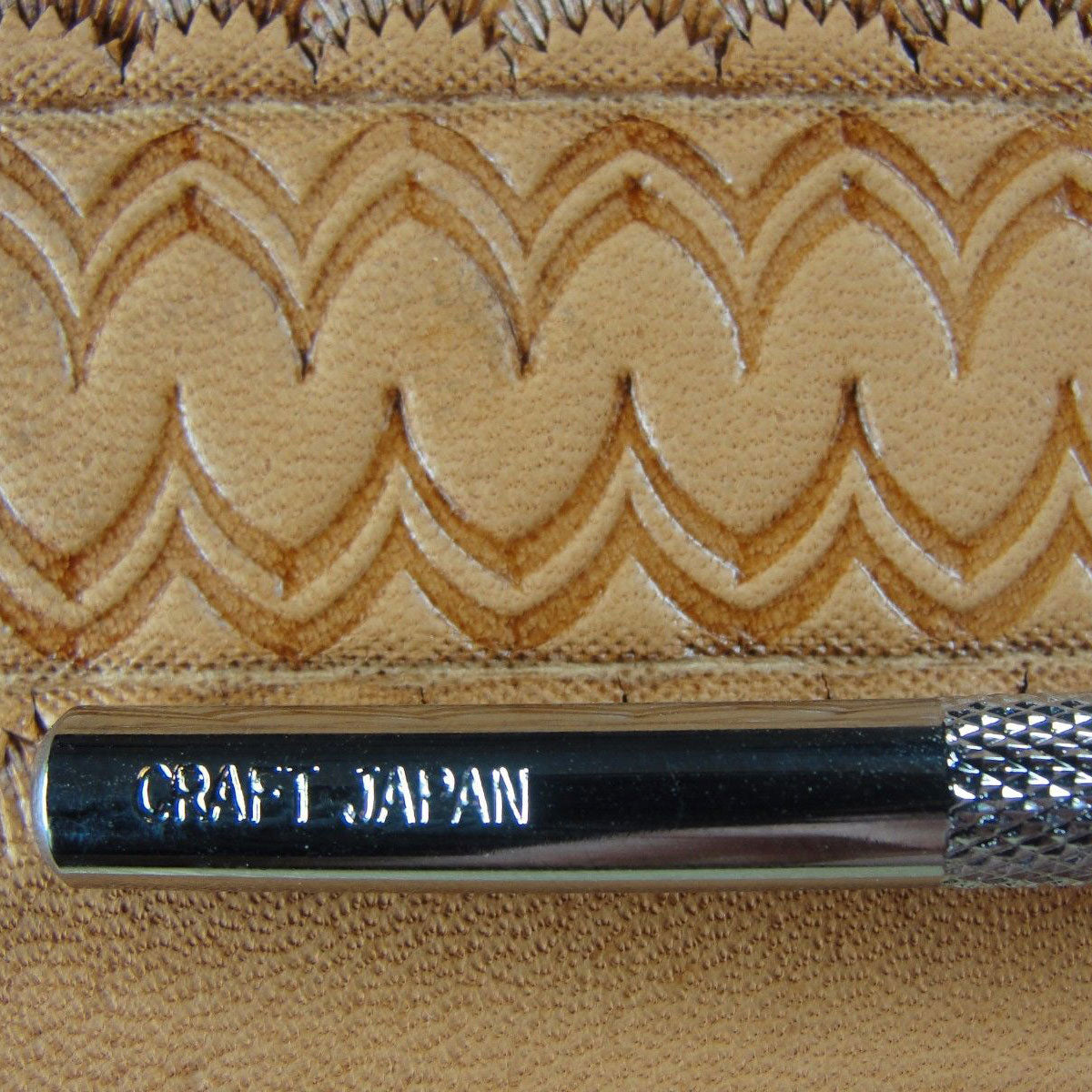 E262 Double Chevron Geometric Border Leather Tool | Pro