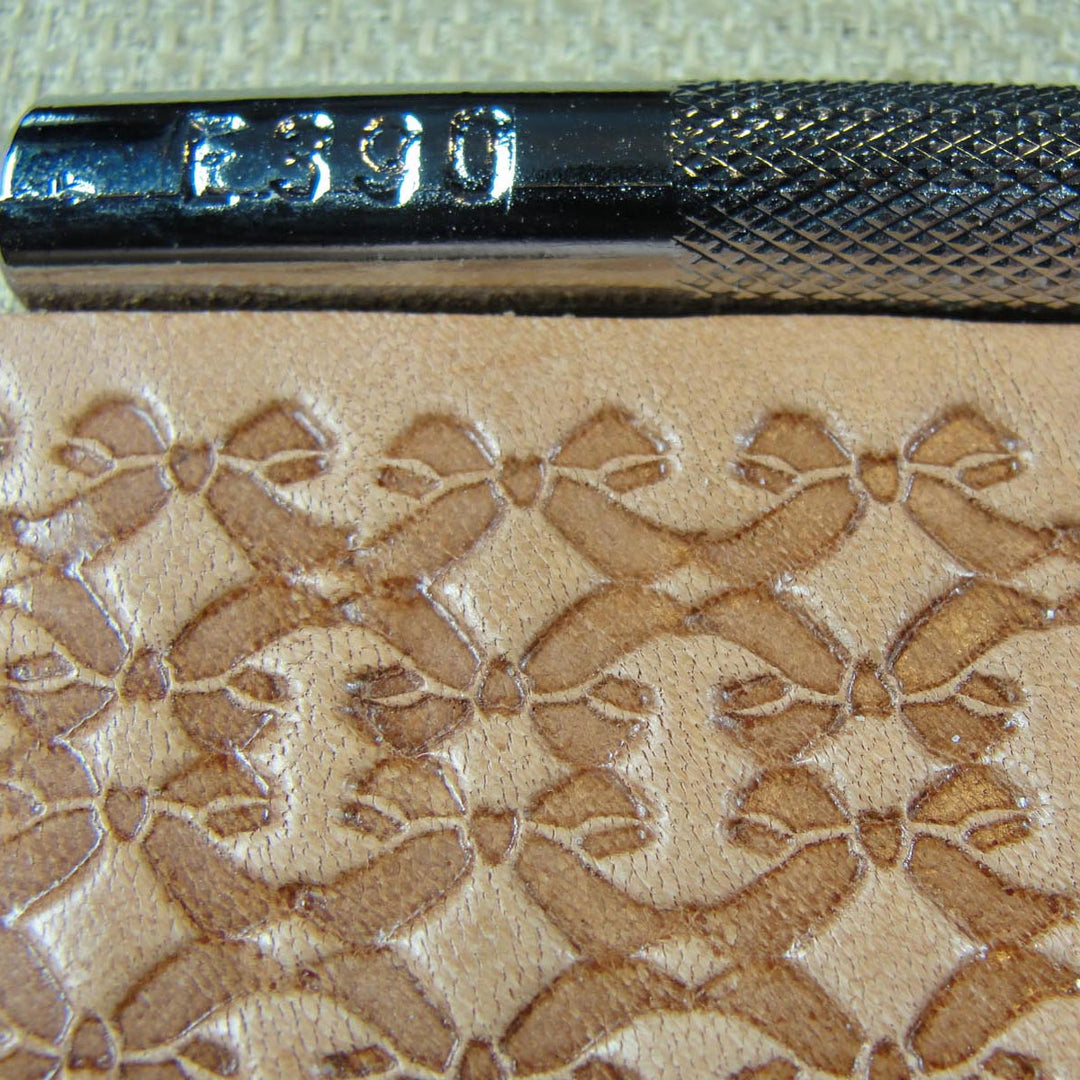 E390 Ribbon/Bow Geometric Leather Tool - Japan | Pro Leather Carvers
