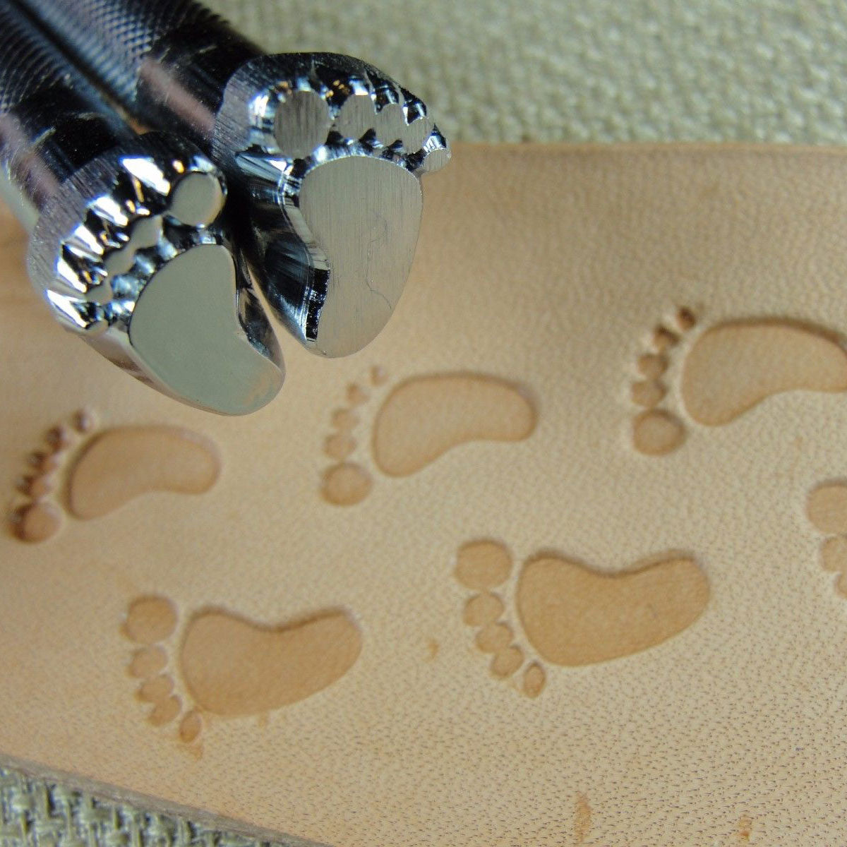 E471L/R Footprint Leather Stamping Tool Set | Pro Leather Carvers