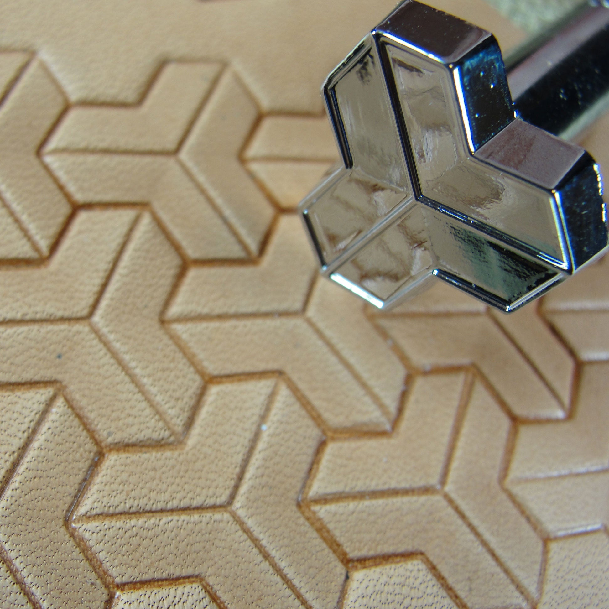 G2284 Tri Geometric Leather Stamping Tool | Pro Leather Carvers