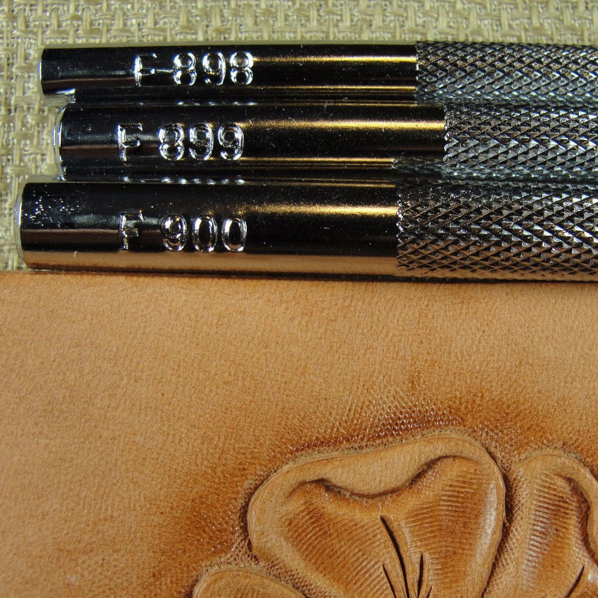 Fine Checkered Matting Background Leather Tools | Pro