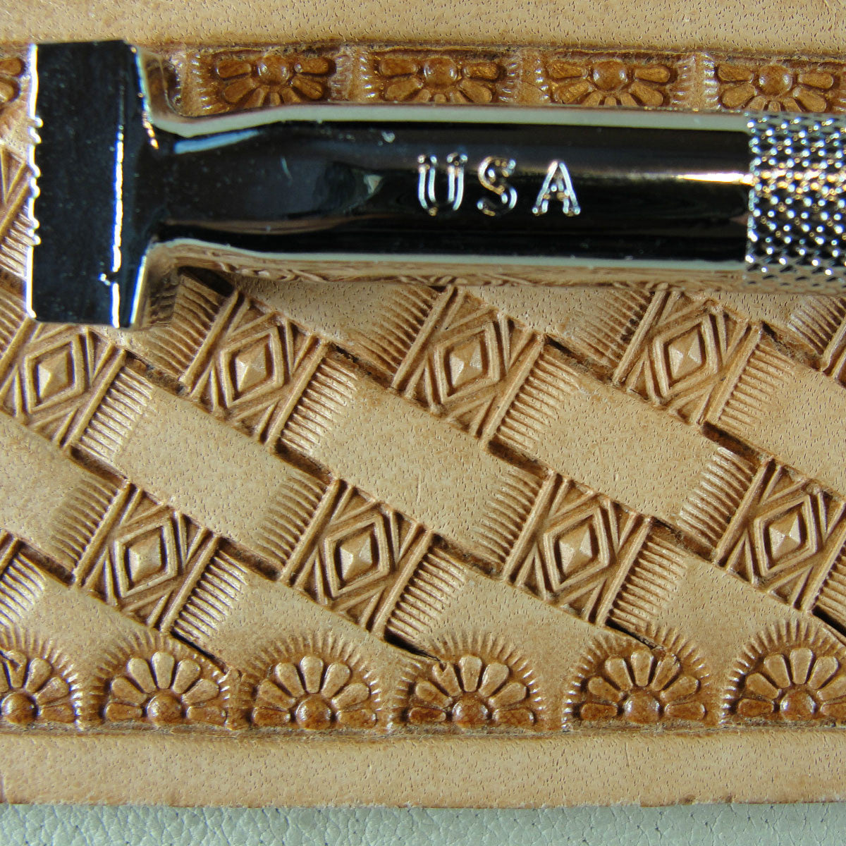 Diamond Basket Leather Stamp - Hide Crafter | Pro Leather